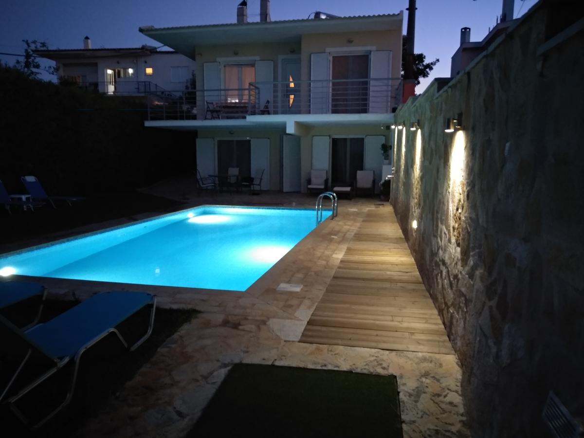Apartment With Private Pool Kiáton Eksteriør bilde